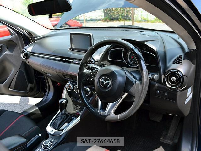 Mazda DEMIO 2016-03 8054296-4