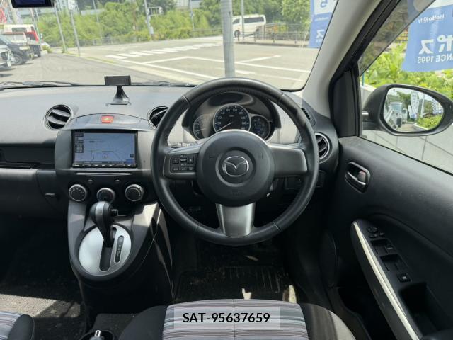 Mazda DEMIO 2012-07 8054303-15