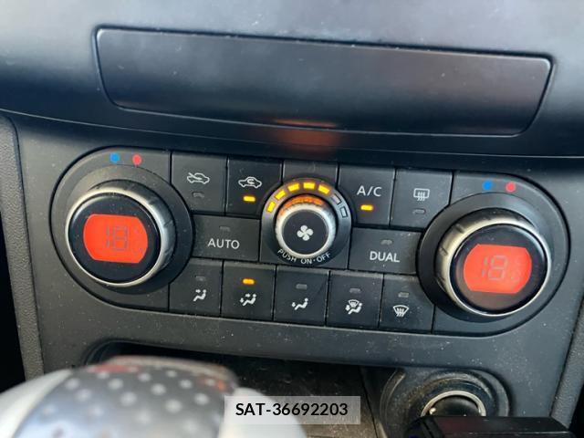 Nissan DUALIS 2012-07 8053881-16