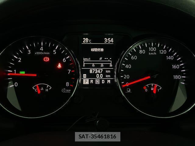 Nissan DUALIS 2012-11 8055549-11