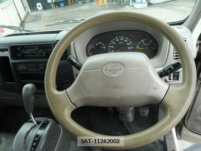 Hino DUTRO 2005-04 8053446-15
