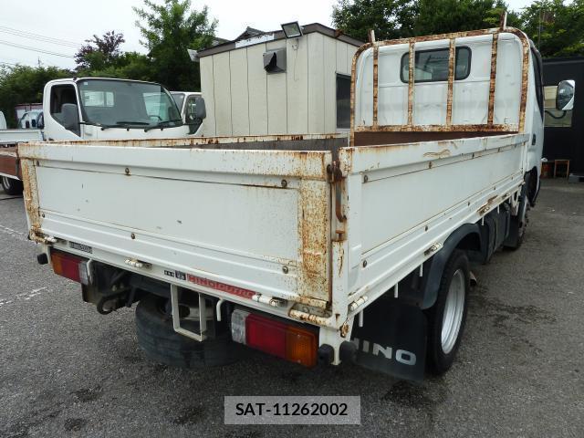 Hino DUTRO 2005-04 8053446-4