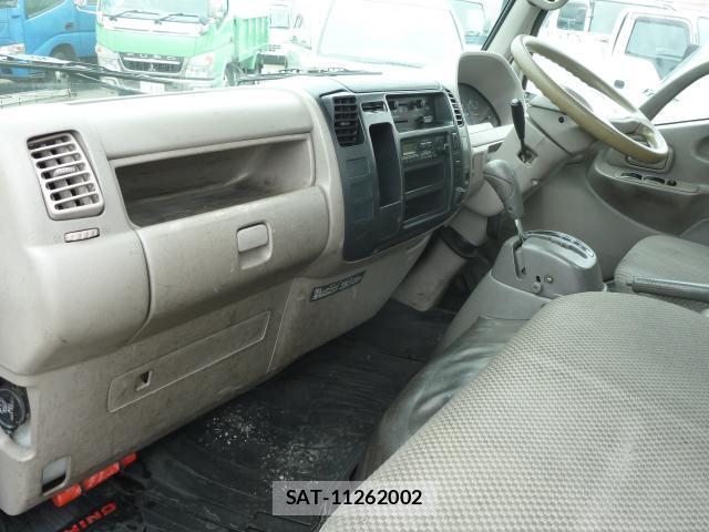 Hino DUTRO 2005-04 8053446-8