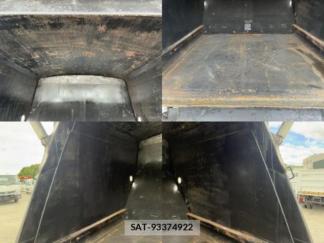 Hino DUTRO 2019-06 8055612-9