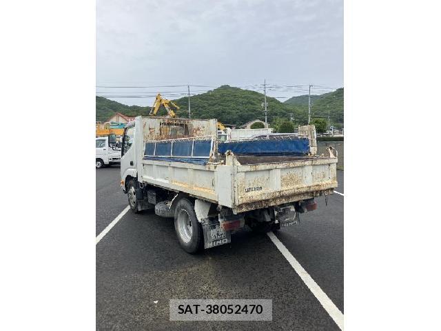 Hino DUTRO 2012-01 8055678-1