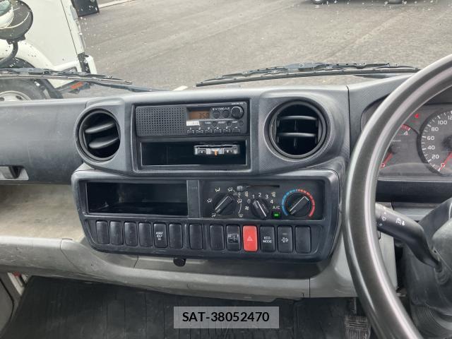 Hino DUTRO 2012-01 8055678-5