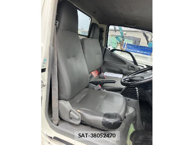 Hino DUTRO 2012-01 8055678-6