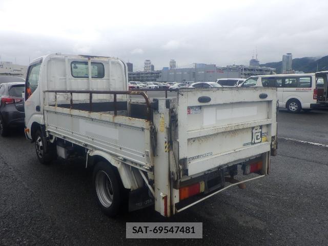 Toyota DYNA TRUCK 2014-06 8055676-1