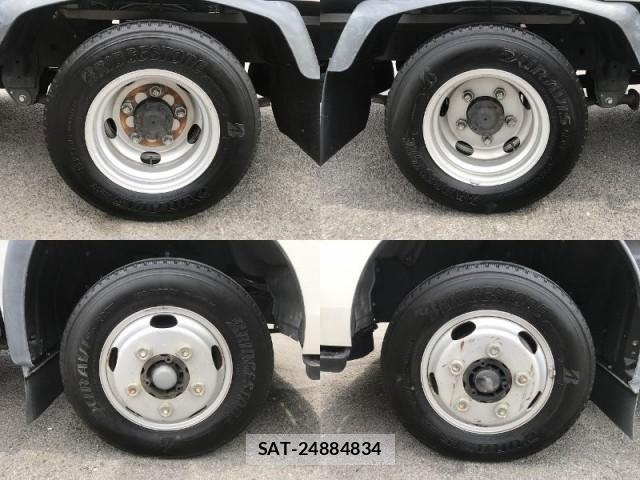 Toyota DYNA TRUCK 2017-03 8055725-12