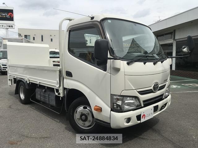 Toyota DYNA TRUCK 2017-03 8055725-2