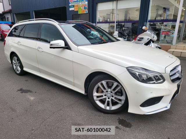 Mercedes Benz E-CLASS 2015-06 8053618-12