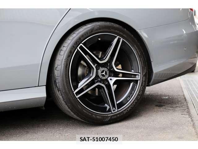 Mercedes Benz E-CLASS 2017-03 8055708-8