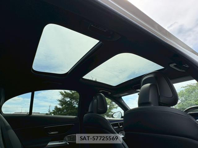Mercedes Benz E-CLASS 2024-07 8054335-16