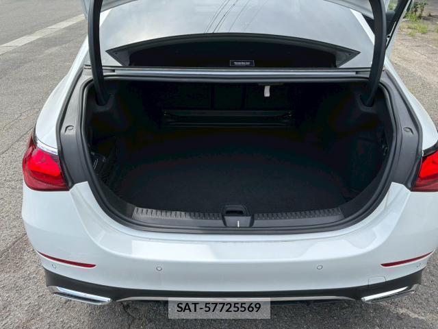 Mercedes Benz E-CLASS 2024-07 8054335-18