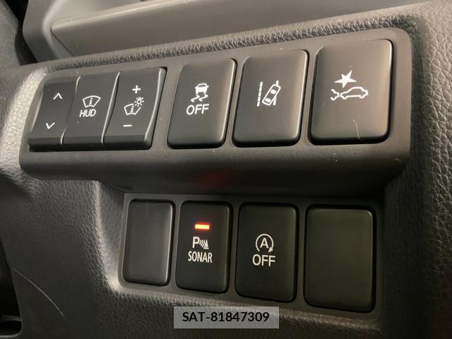 Mitsubishi ECLIPSE CROSS 2019-06 8055535-18