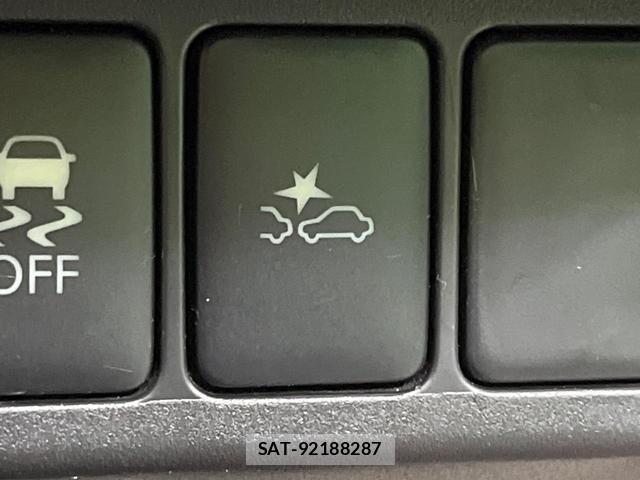 Mitsubishi EK WAGON 2017-12 8053688-3