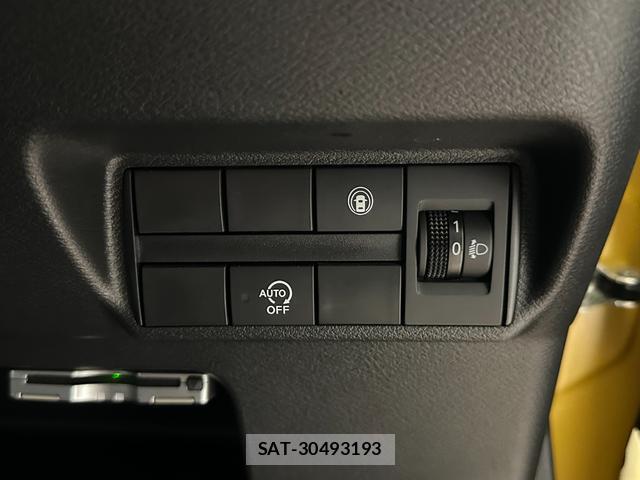 Mitsubishi EK X 2019-08 8054445-5