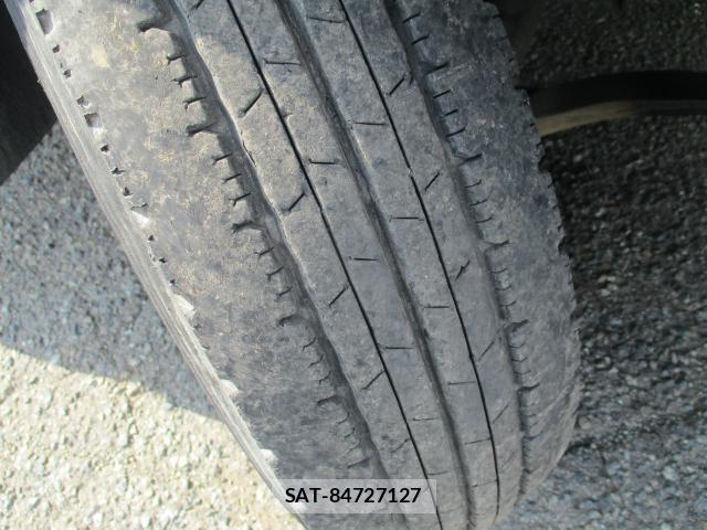 Isuzu ELF TRUCK 2013-08 8053887-18