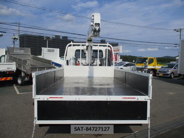 Isuzu ELF TRUCK 2013-08 8053887-2