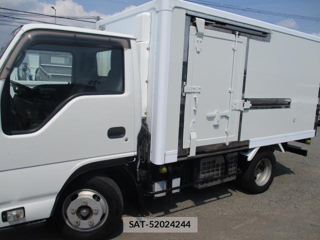 Isuzu ELF TRUCK 2013-11 8053888-10