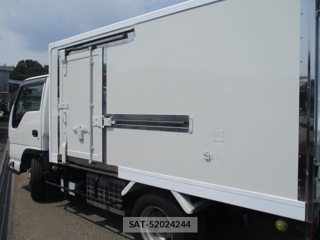 Isuzu ELF TRUCK 2013-11 8053888-12