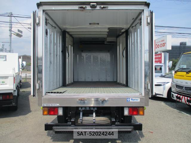 Isuzu ELF TRUCK 2013-11 8053888-3