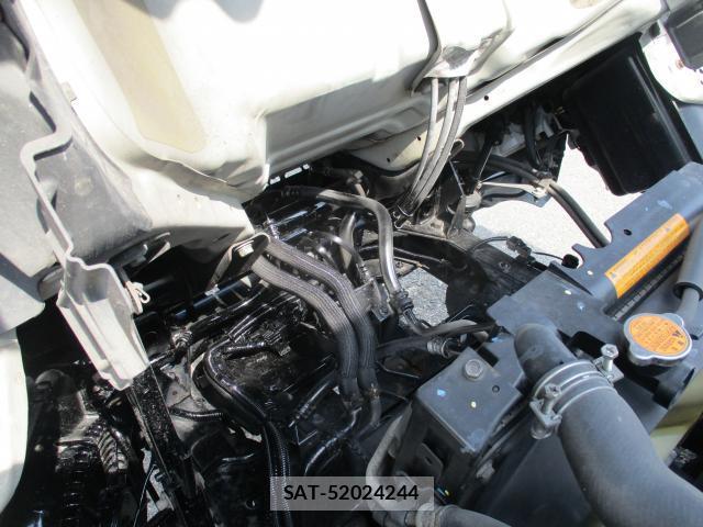 Isuzu ELF TRUCK 2013-11 8053888-6