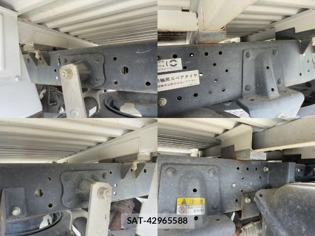 Isuzu ELF TRUCK 2009-09 8055614-10