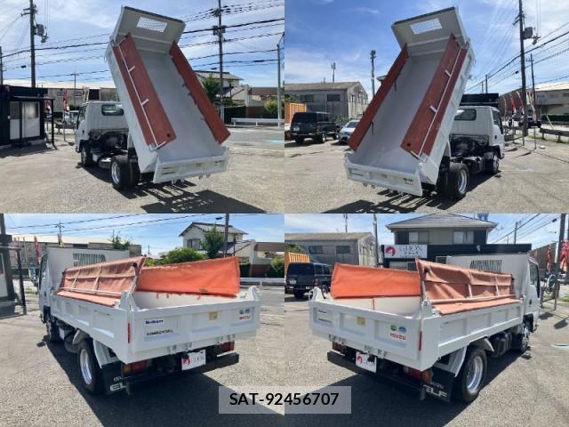 Isuzu ELF TRUCK 2017-10 8055671-4