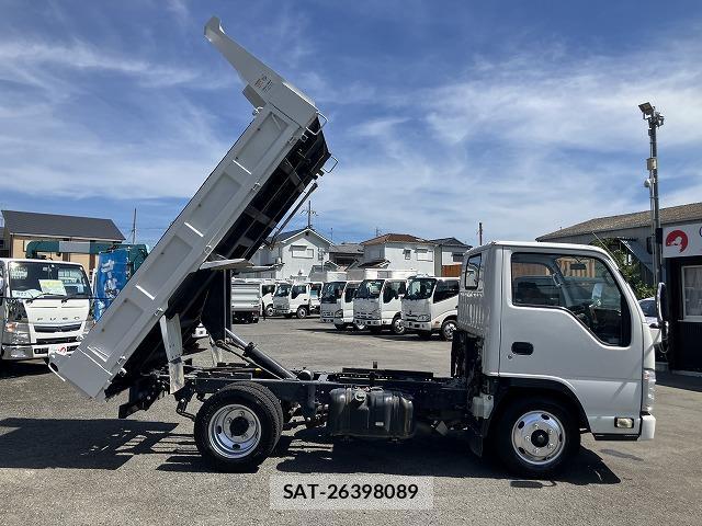 Isuzu ELF TRUCK 2019-06 8055672-4