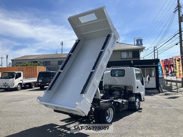 Isuzu ELF TRUCK 2019-06 8055672-6
