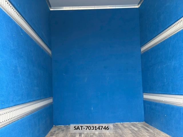 Isuzu ELF TRUCK 2015-02 8055966-15