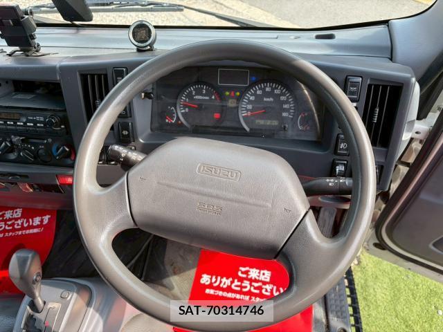 Isuzu ELF TRUCK 2015-02 8055966-8