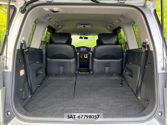 Nissan ELGRAND 2011-10 8053852-10