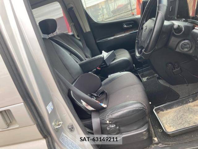Nissan ELGRAND 2007-11 8053869-11