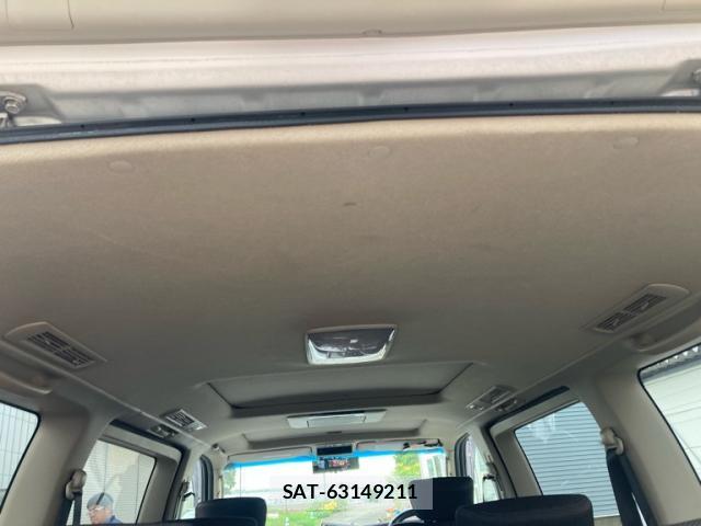 Nissan ELGRAND 2007-11 8053869-16
