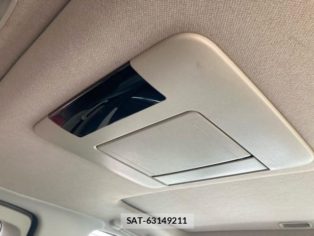 Nissan ELGRAND 2007-11 8053869-17