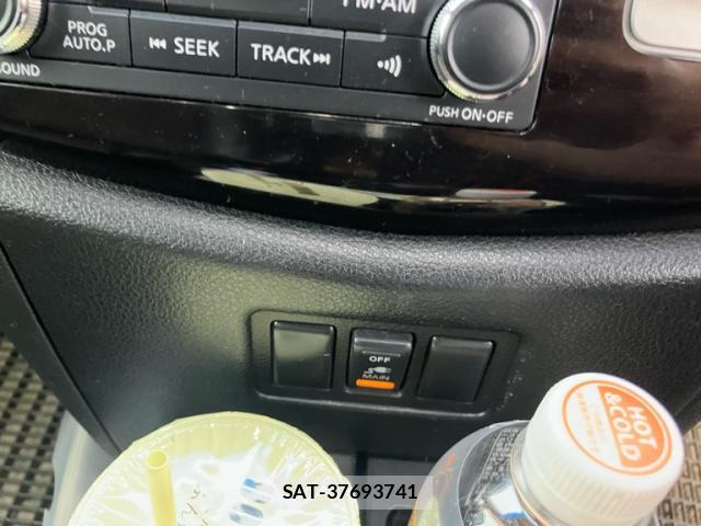 Nissan ELGRAND 2010-10 8054020-14