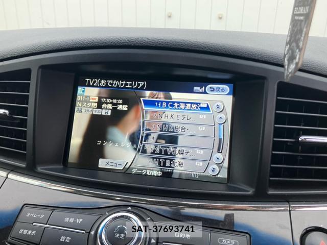 Nissan ELGRAND 2010-10 8054020-17