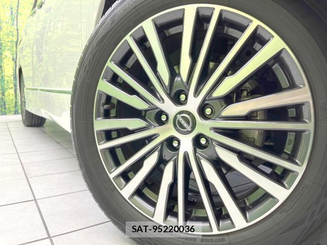 Nissan ELGRAND 2022-12 8054423-13