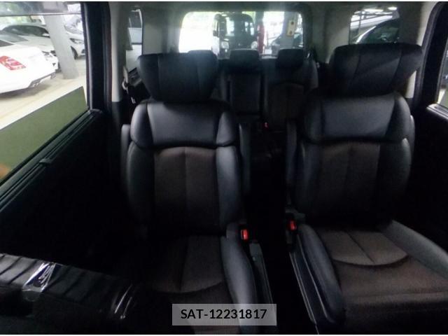 Nissan ELGRAND 2018-07 8055129-3