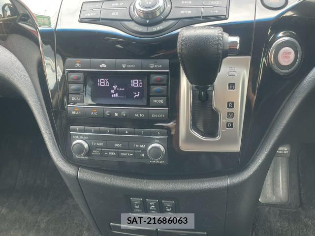 Nissan ELGRAND 2014-08 8055206-18