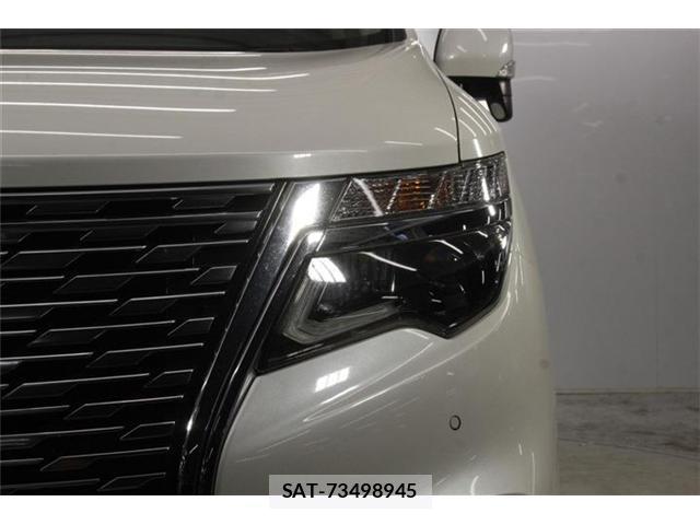 Nissan ELGRAND 2023-06 8055900-14