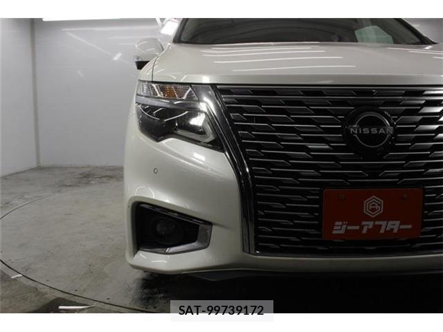 Nissan ELGRAND 2025-02 8055903-10