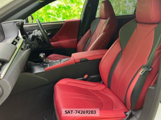 Lexus ES 2019-01 8054481-6