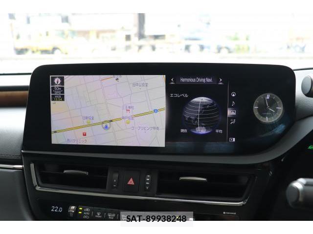 Lexus ES 2022-03 8055112-16
