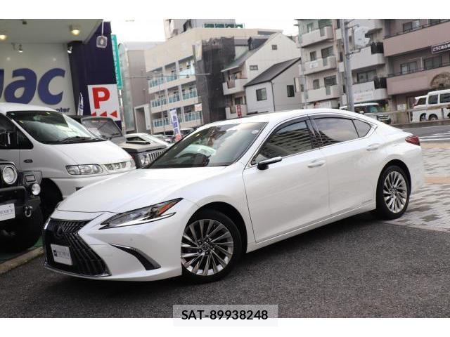 Lexus ES 2022-03 8055112-3