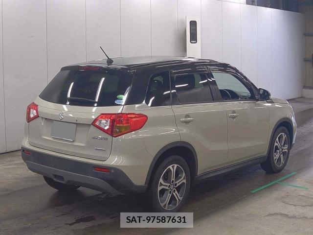 Suzuki ESCUDO 2017-09 8054801-1