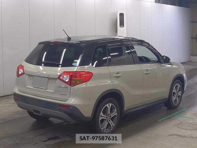 Suzuki ESCUDO 2017-09 8054801-4