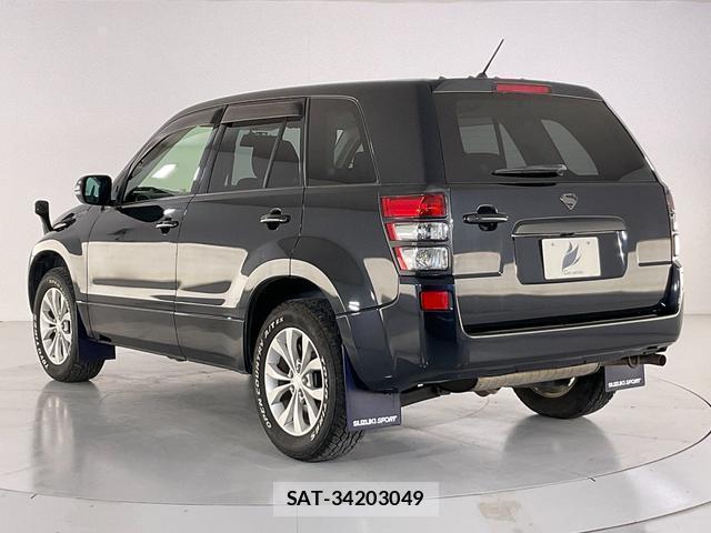 Suzuki ESCUDO 2015-09 8055540-4